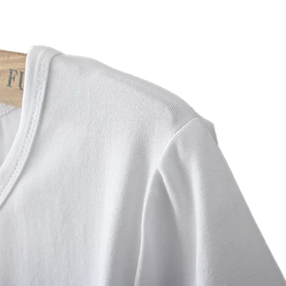 VOGUE Graphic Short Sleeve T-shirt Tee - Picture 6 of 8